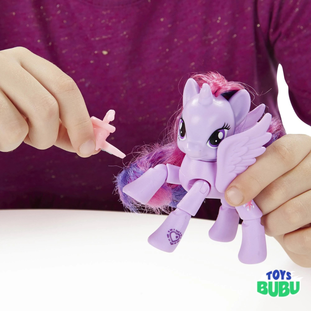 My Little Pony Twilight Sparkle Reading Café Figure – Friendship is Magic Toy Playset