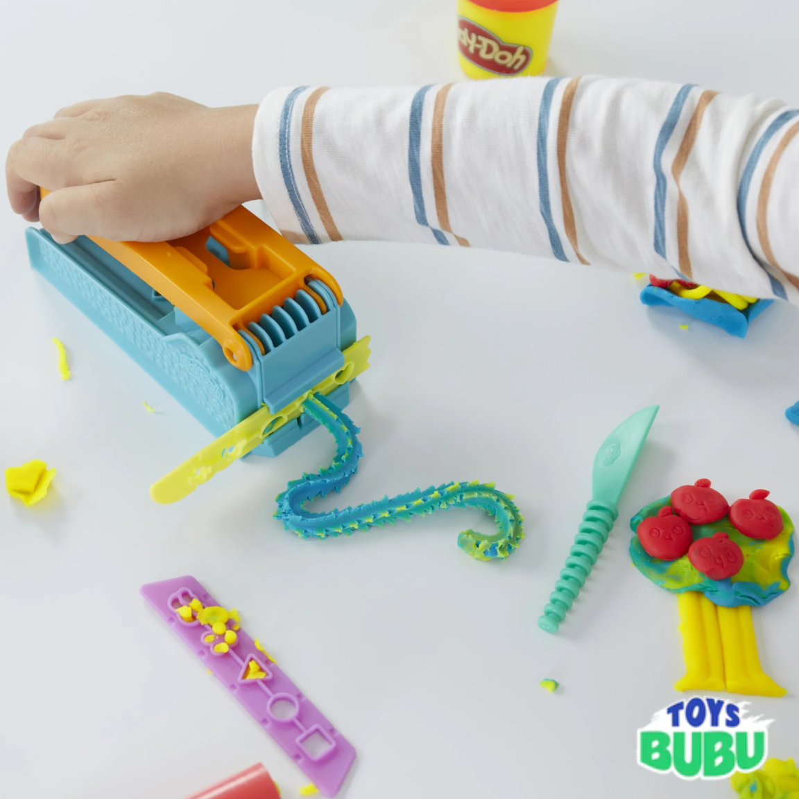 Play-Doh Fun Factory Starter Set – Kids Arts & Crafts Kit with 3 Colors (Ages 3+)