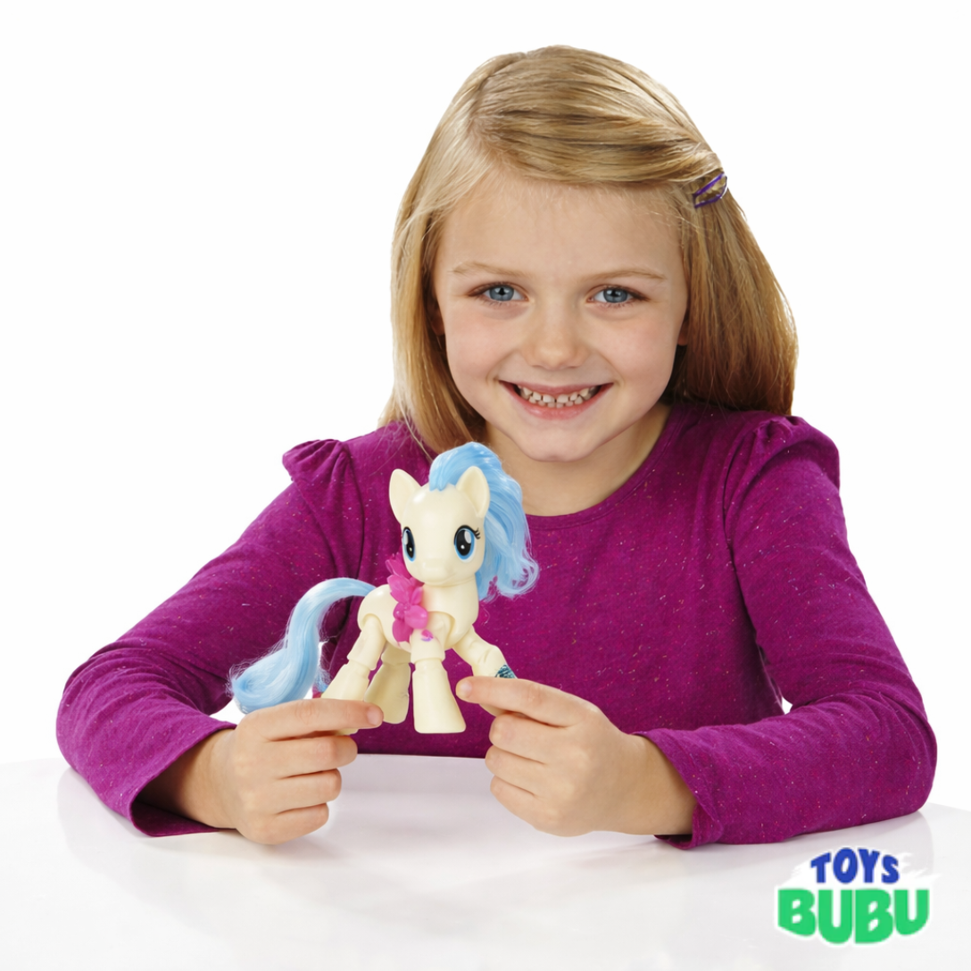 My Little Pony Miss Pommel Runway Show Pony – Poseable Figure with Accessories